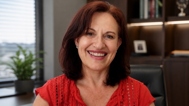 Clare Staniforth Voice and Speech Coach, Voice Over Artist, Voice Over and Audiobook Narrator Online Courses